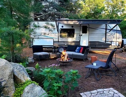 Travel Trailer main photo thumbnail