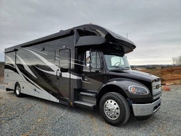 Class C Motorhome main photo thumbnail