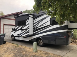 Class C Motorhome main photo thumbnail