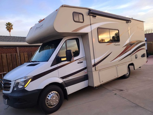 2015 Mercedes luxury coachmen diesel 15mpg