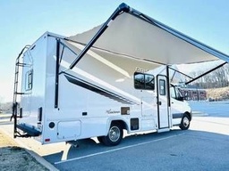 Class C Motorhome main photo thumbnail