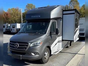 2020 Tiffin WAYFARER 25TW Class C Motorhome for rent in San Diego, CA