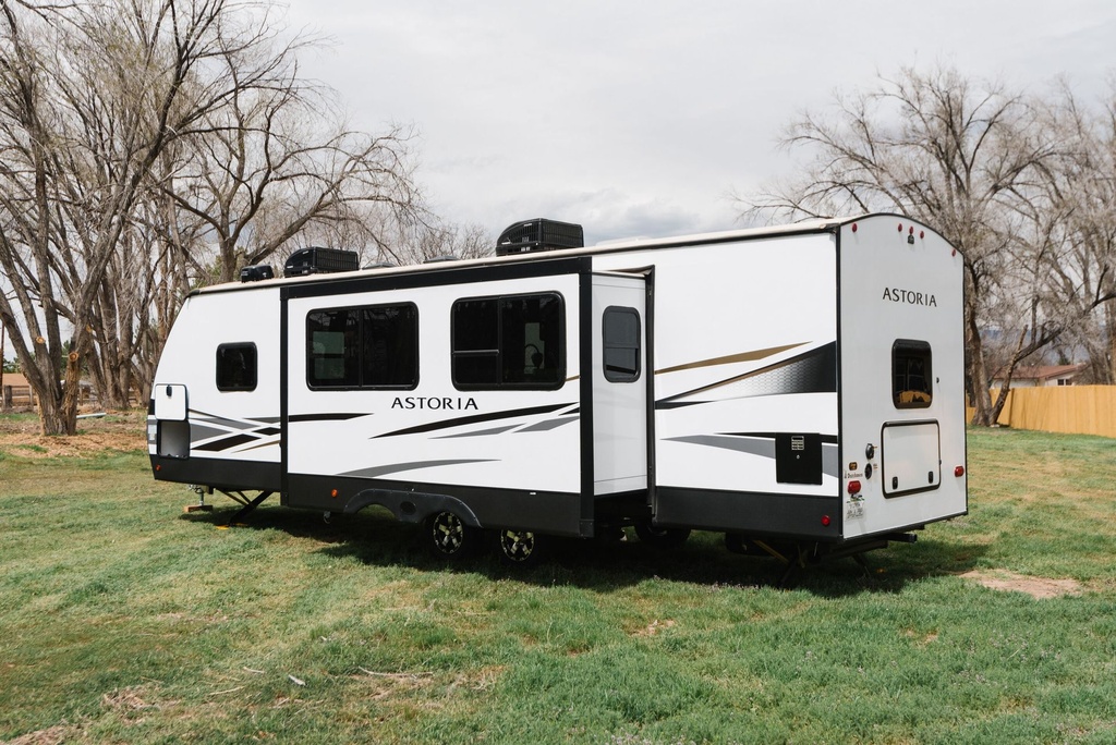 2023 Dutchman Astoria 2903BH Travel Trailer for rent in Grand Junction, CO - RVnGO