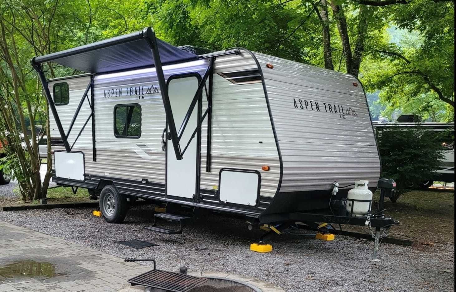 2021 Dutchmen 1950bh Travel Trailer for rent in Sevierville, TN - RVnGO