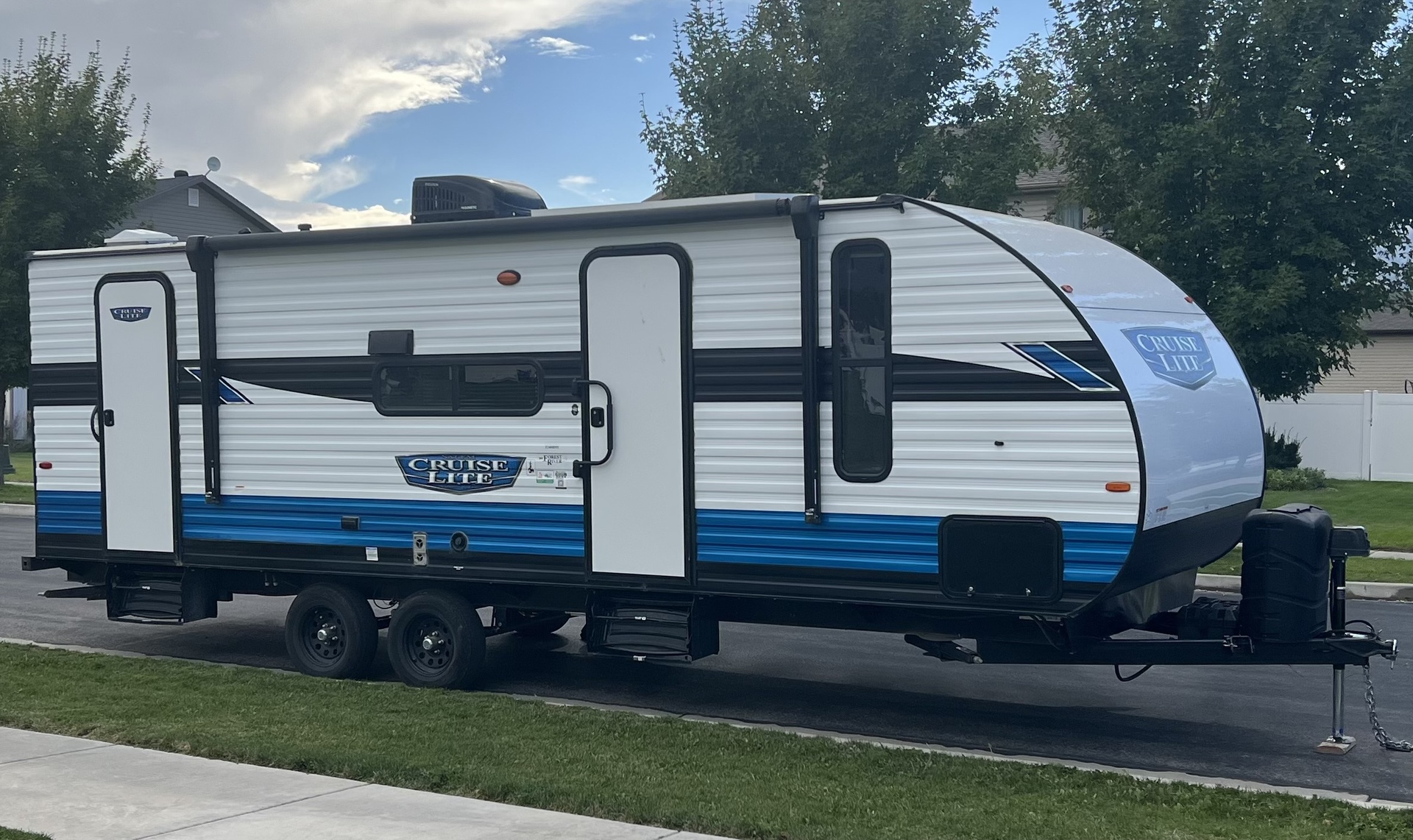 2023 Forest River Salem Cruise Lite 240BHXLW Travel Trailer for rent in North Logan, UT - RVnGO