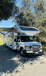 Class C Motorhome main photo thumbnail
