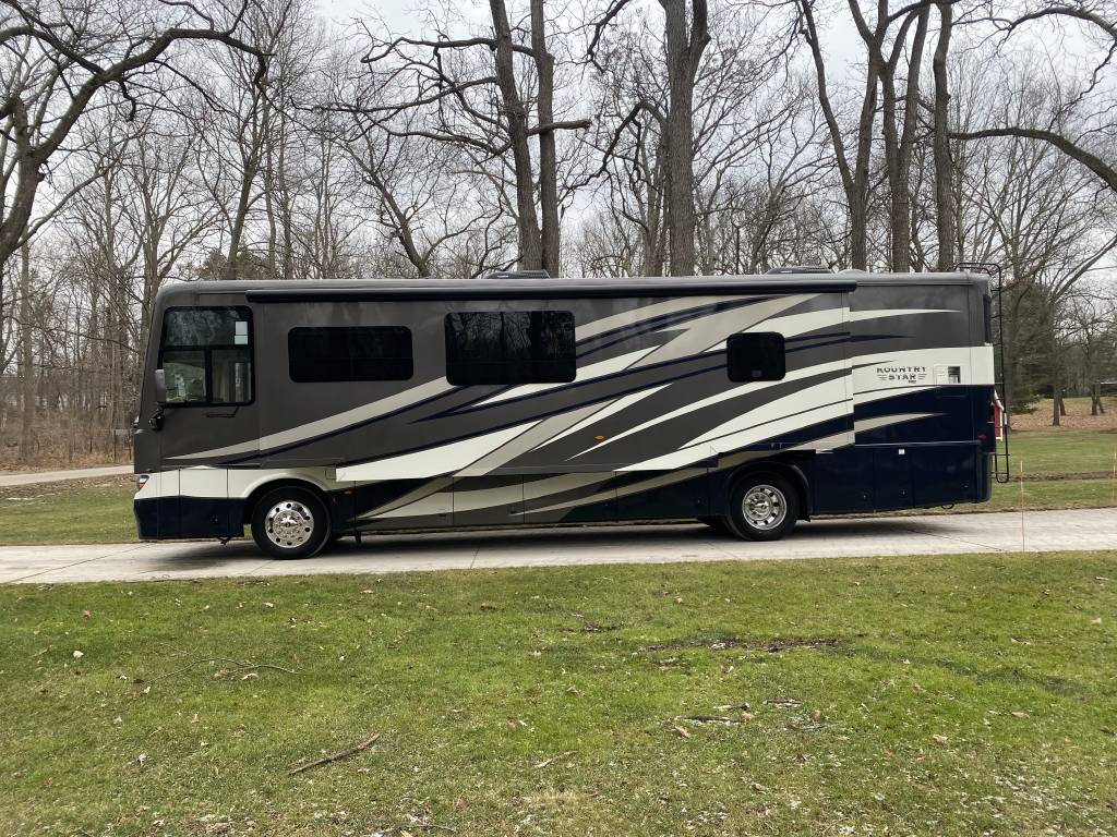 2021 Newmar KOUNTRY-STAR 3709 Class A Motorhome for rent in Boston, MA - RVnGO