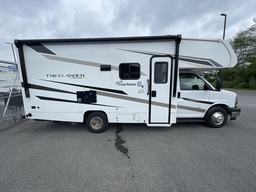 Class C Motorhome main photo thumbnail