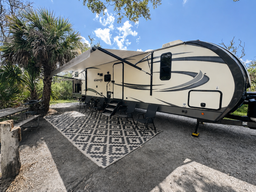 Travel Trailer main photo thumbnail