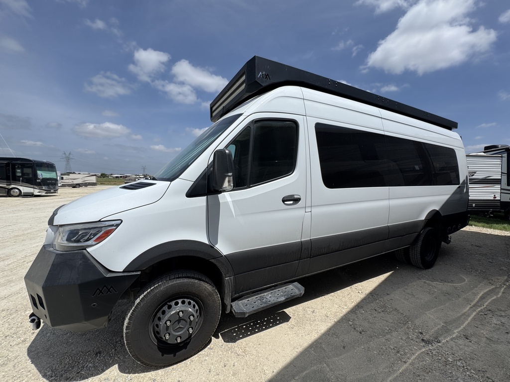 2020 Midwest Auto Designs Luxe Class C Motorhome for rent in Granger, TX - RVnGO