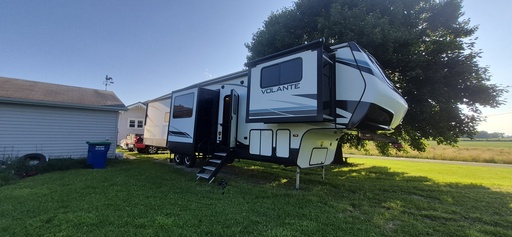 2022 Crossroads Volante - Fifth Wheel