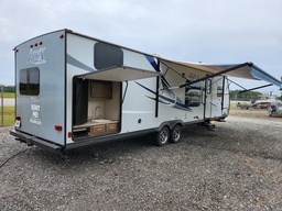 Travel Trailer main photo thumbnail