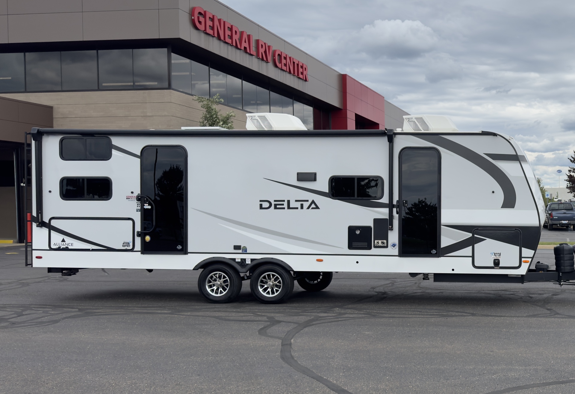 2024 Alliance Delta Travel Trailer for rent in jackson, MI - RVnGO