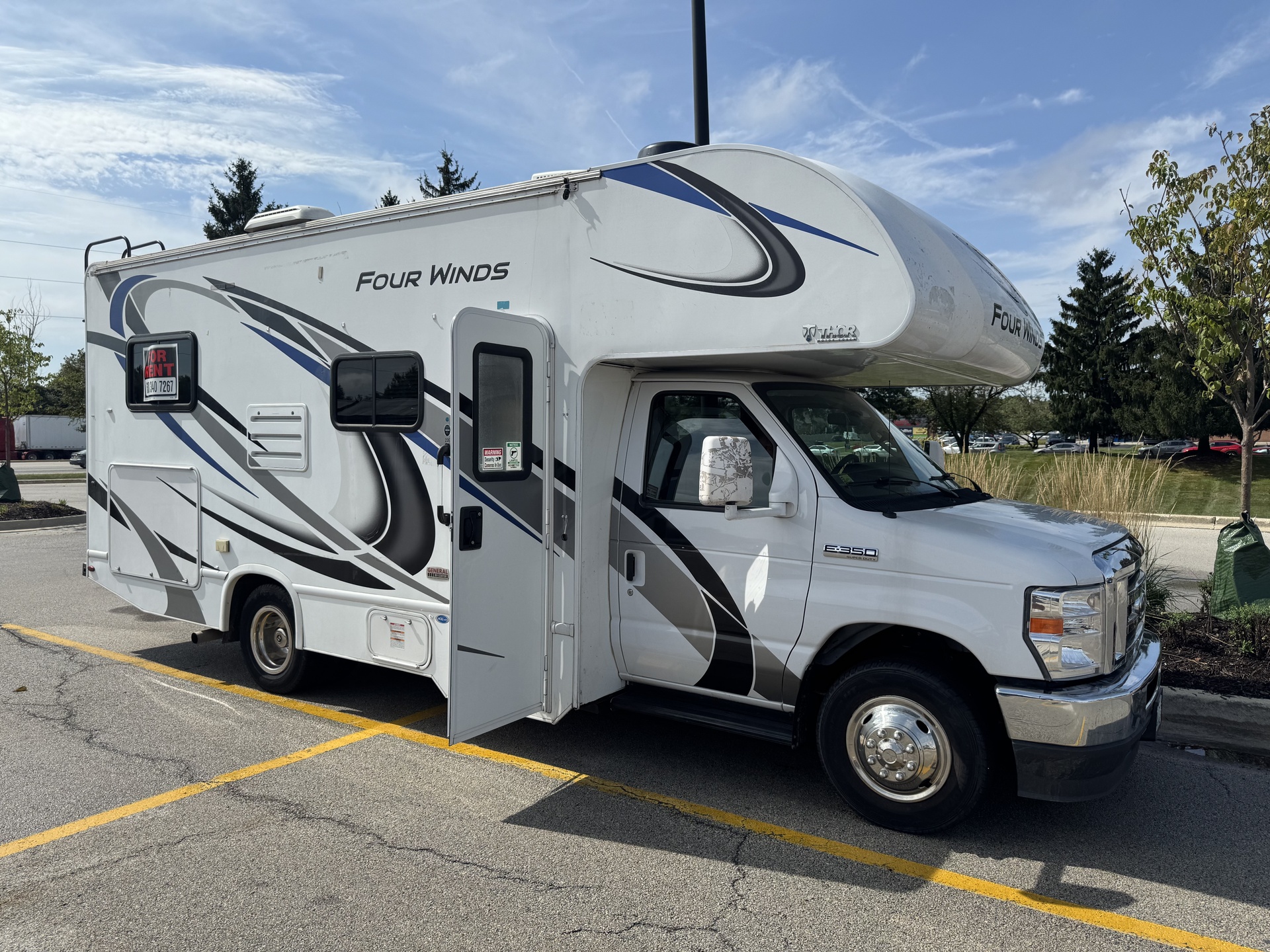 2021 Thor Four Winds 22B Class C Motorhome for rent in Naperville, IL - RVnGO