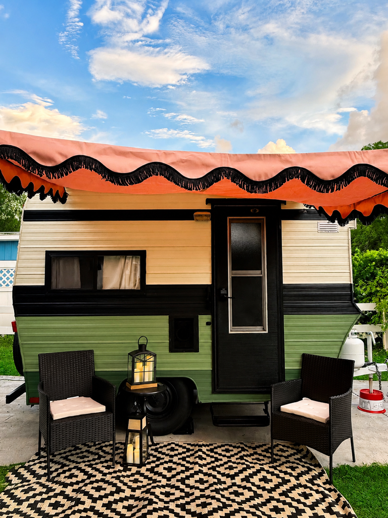 1997 Bell M1300 Travel Trailer for rent in Largo, FL - RVnGO