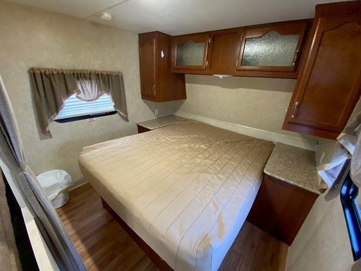 2011 Outdoors RV Creekside 22RB - Travel Trailer