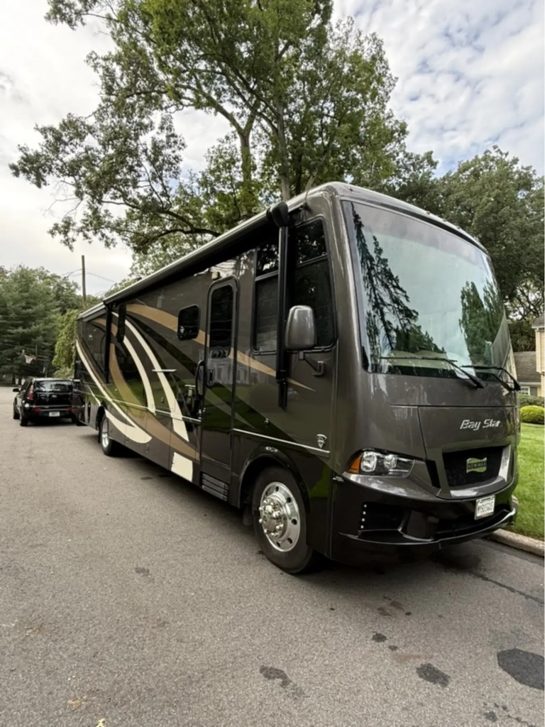 2021 NEWMAR BAY STAR 3609 Class A Motorhome for rent in Austin, TX - RVnGO