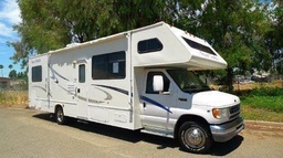 Class C Motorhome main photo thumbnail