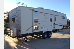 Fifth Wheel main photo thumbnail