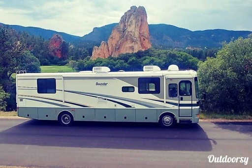 2004 Fleetwood Bounder Class A Motorhome for rent in Colorado Springs, CO