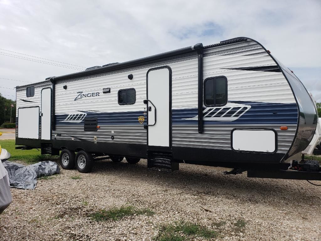 2019 Crossroads Rv Zinger Travel Trailer for rent in Friendswood, TX - RVnGO