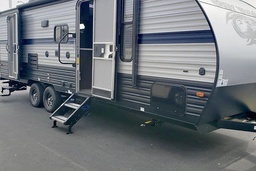 Travel Trailer main photo thumbnail