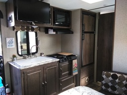 Travel Trailer main photo thumbnail