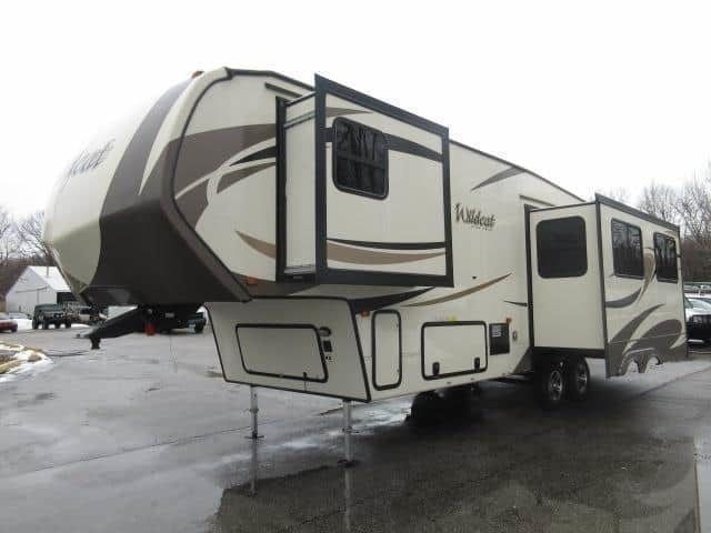 2017 Forest River Wildcat #1 Fifth Wheel for rent in Phoenix, AZ - RVnGO