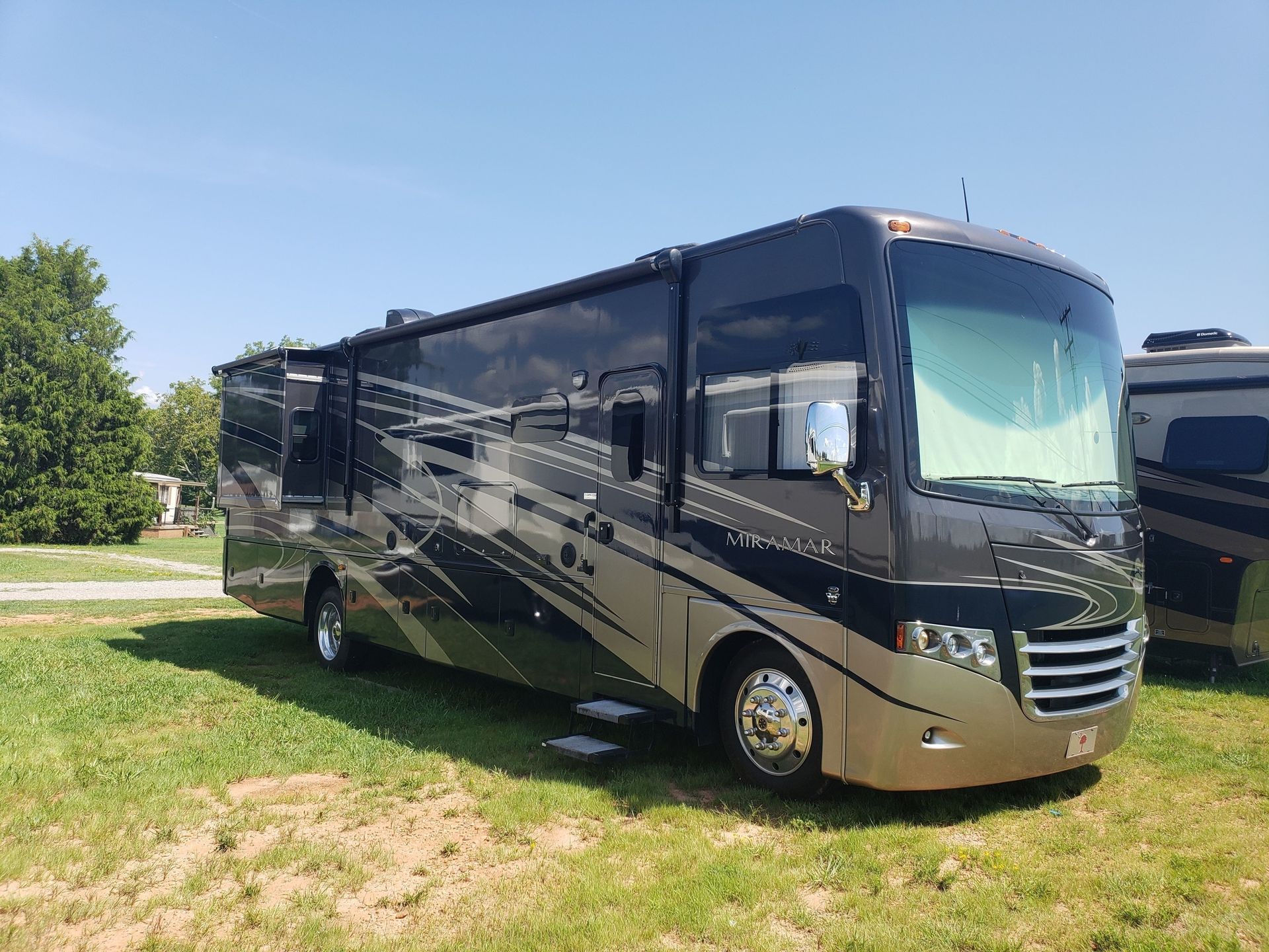 2015 Thor 34.1 Class A Motorhome for rent in Mooresville, NC - RVnGO