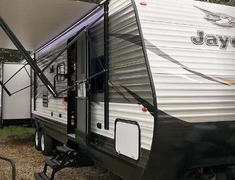 2018 Jayco Jay Flight 32TSBH Travel Trailer for rent in Auburndale, FL