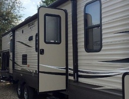 Travel Trailer main photo thumbnail
