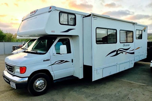 2007 Winnebago Outlook Class C Motorhome for rent in Oceanside, CA