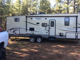 Fifth Wheel main photo thumbnail