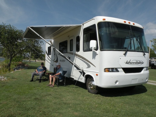 2005 Thor Motor Coach Hurricane Class A Motorhome for rent in Lawton, OK