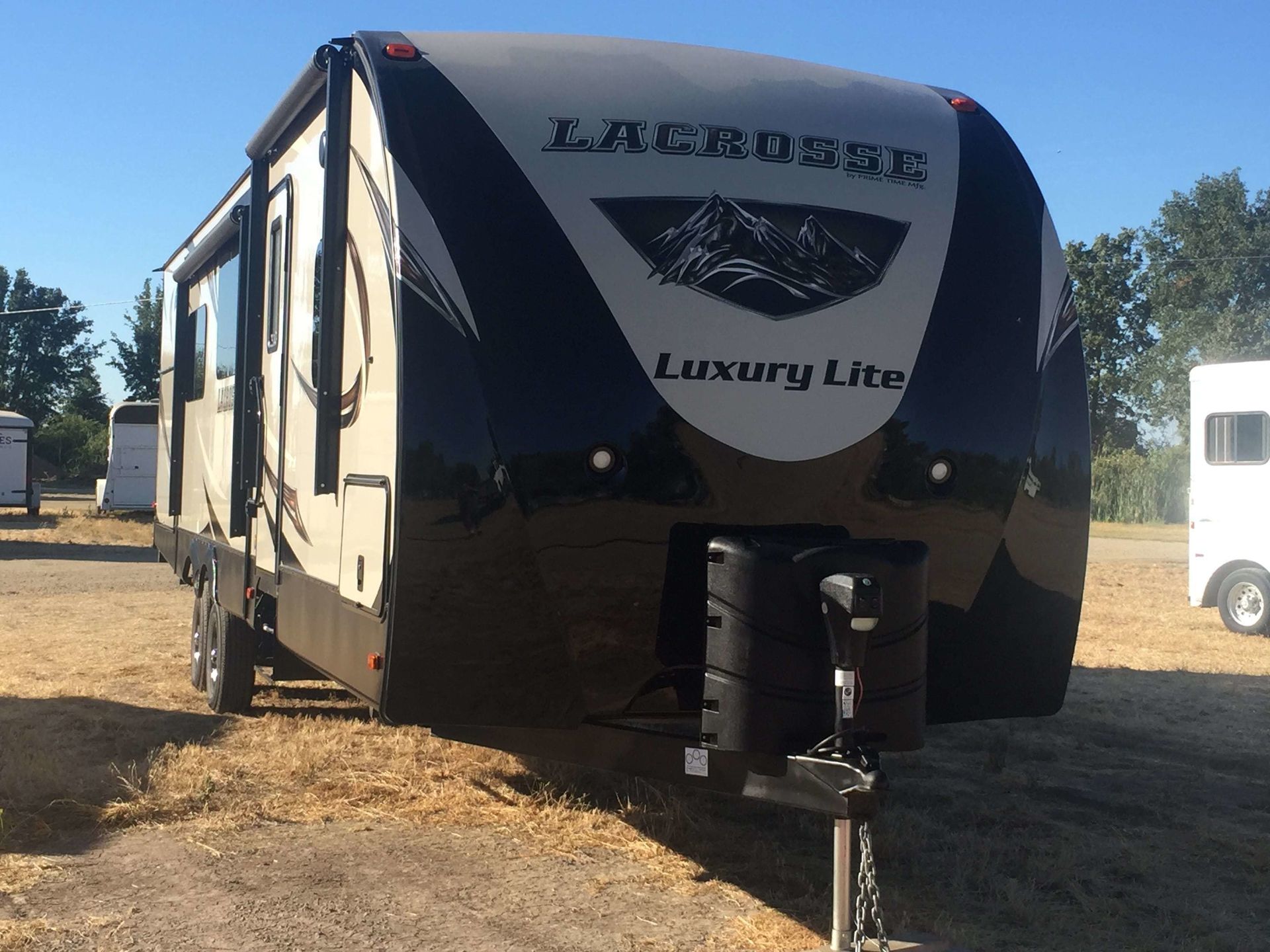 2017 Prime Time Luxury Lacrosse Travel Trailer for rent in Sacramento, CA - RVnGO