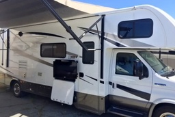 Class C Motorhome main photo thumbnail