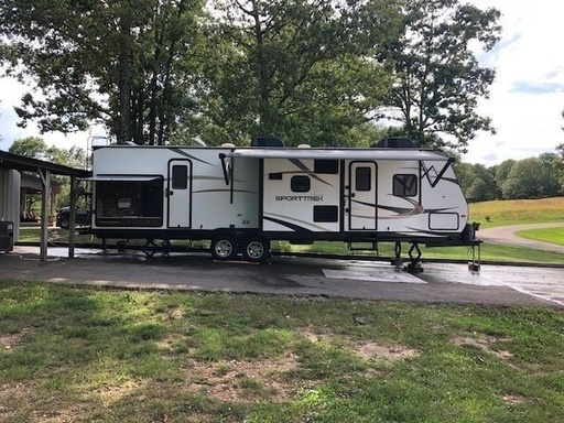 2016 Venture Rv Sportrek Travel Trailer for rent in Crane, MO
