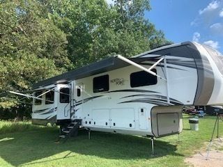 2020 Jayco Northpoint Fifth Wheel for rent in Bentonville, AR