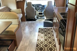 Class C Motorhome main photo thumbnail