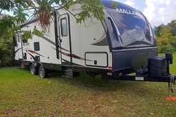 Travel Trailer main photo thumbnail