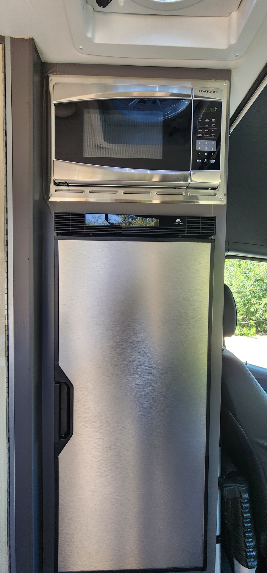 Thor refrigerator.jpg - 2022 Thor Camper Van rental photo 7