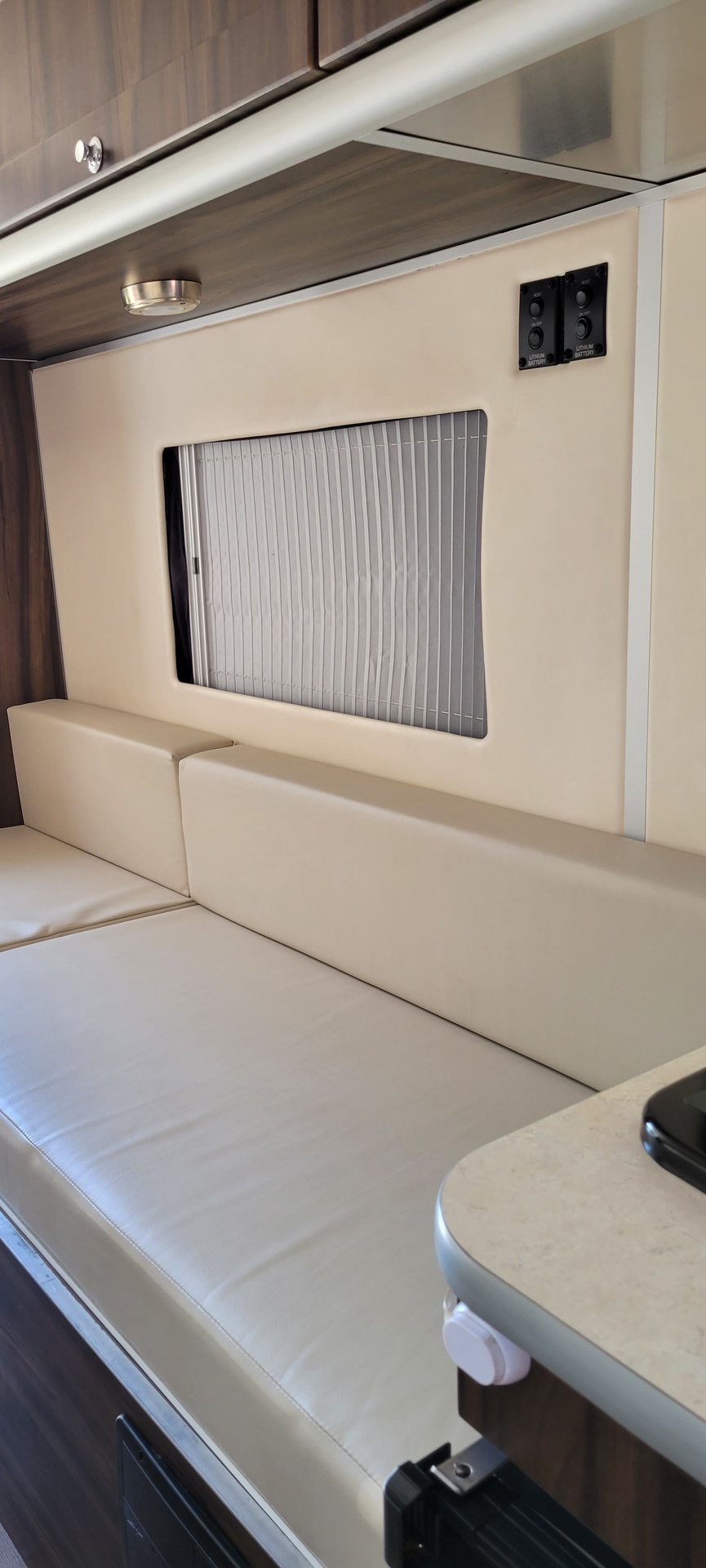Banff side interior.jpg - 2017 Hymer Carado Class B Motorhome rental photo 7