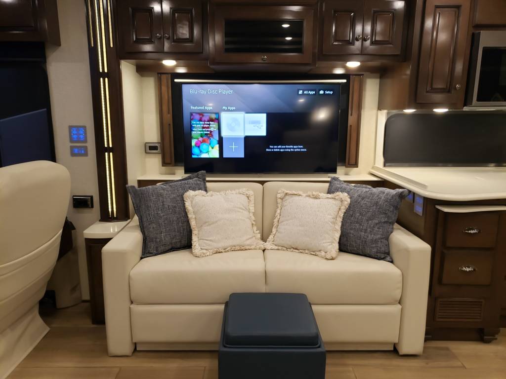 img7.jpeg - 2021 Newmar Class A Motorhome rental photo 7