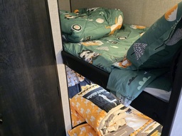 bunks.jpg thumbnail 5