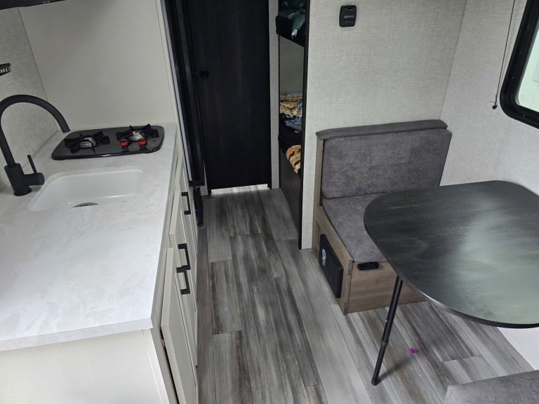 inside.jpg - 2024 Jayco Travel Trailer rental photo 6