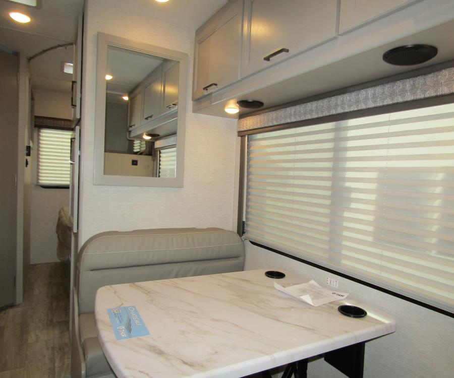 fn209054-11-main.jpg - 2025 Thor Motor Coach Class C Motorhome rental photo 12